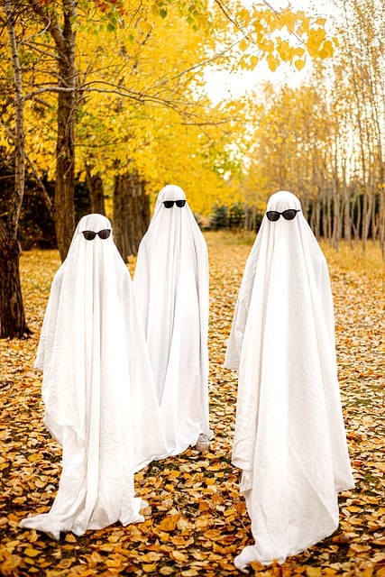 Phantoms, Ghosts, Masks, Crickets